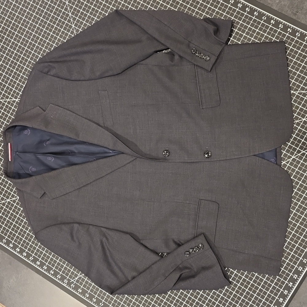 48R Tommy Hilfiger Dark Gray Blazer (Tailored Cuffs)